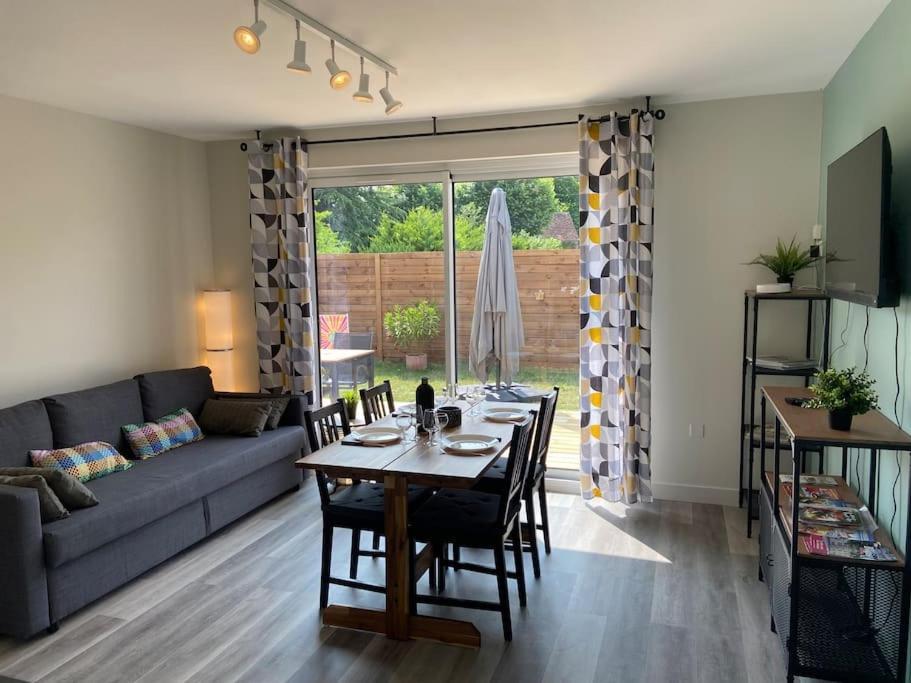 Holiday home Proche Chambord - Cosy A L'oree Du Bois De St Cyr *